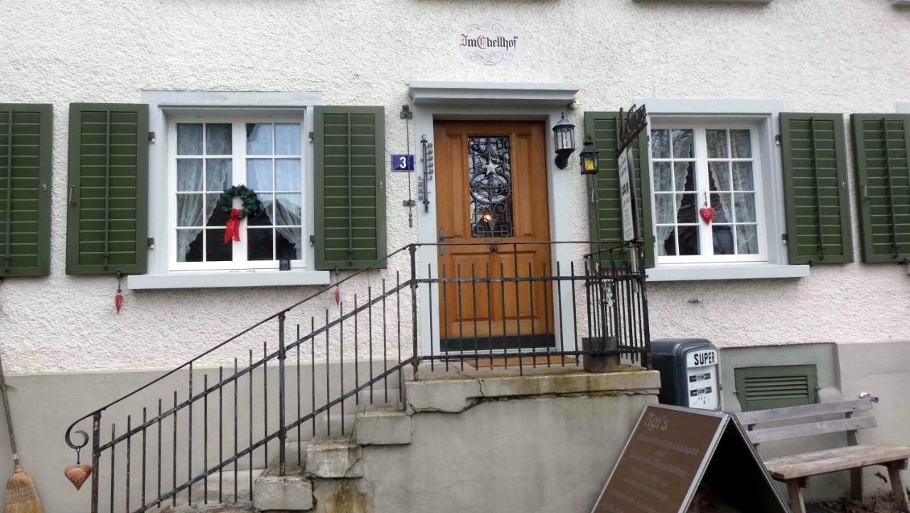 Bed & Breakfast Im Chellhof Benken  Exteriör bild