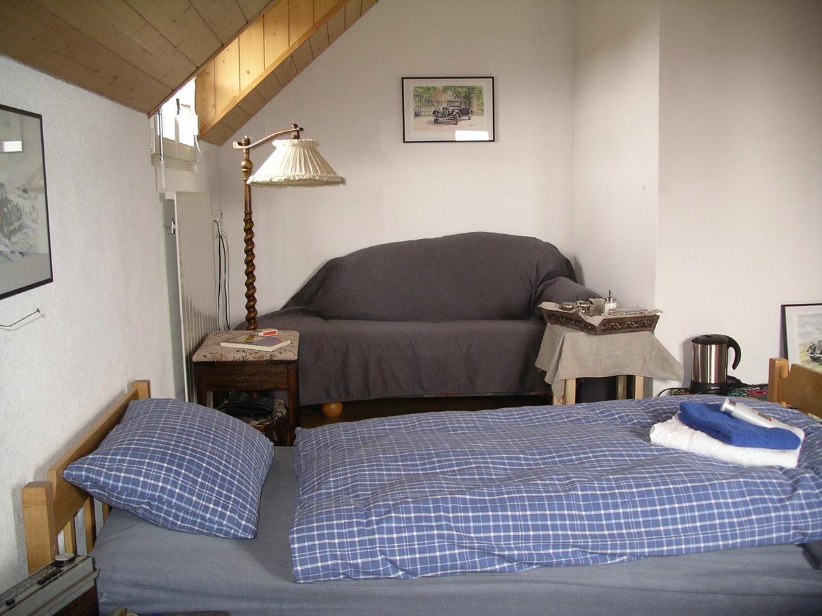 Bed & Breakfast Im Chellhof Benken  Exteriör bild