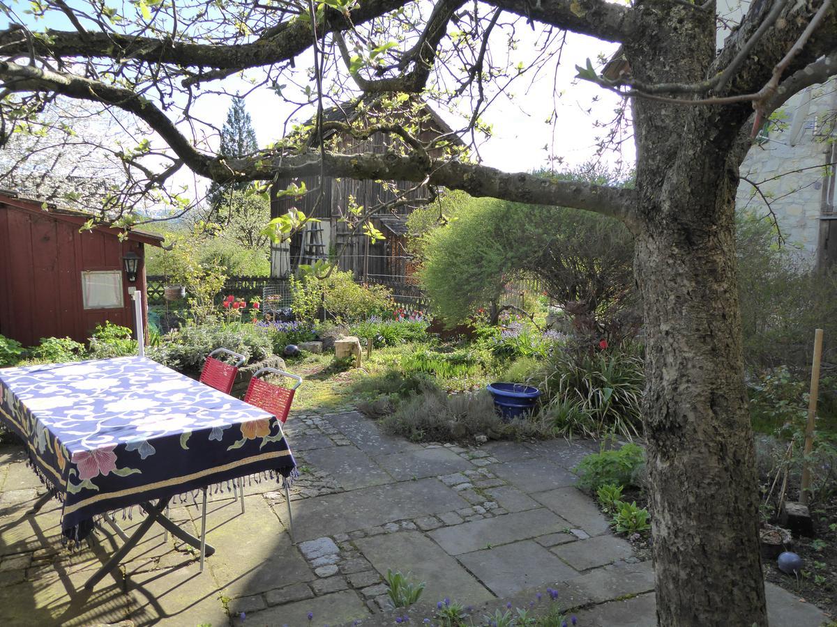Bed & Breakfast Im Chellhof Benken  Exteriör bild