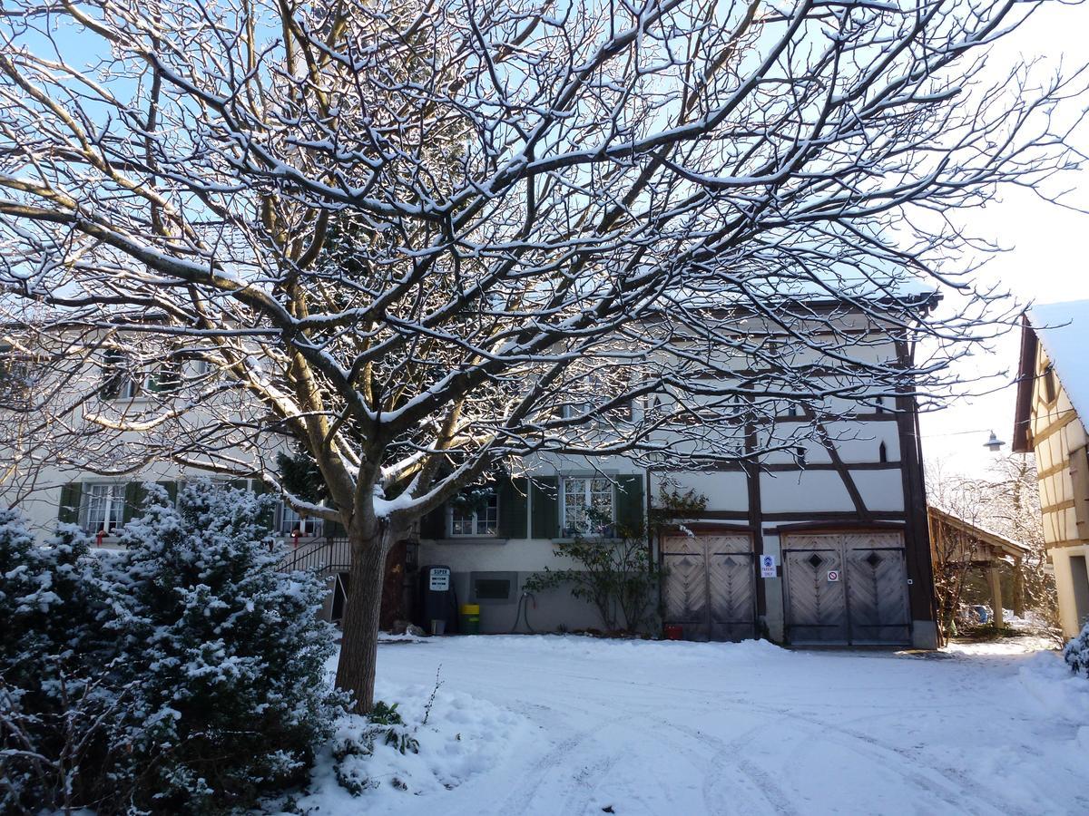 Bed & Breakfast Im Chellhof Benken  Exteriör bild