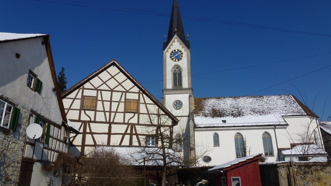 Bed & Breakfast Im Chellhof Benken  Exteriör bild