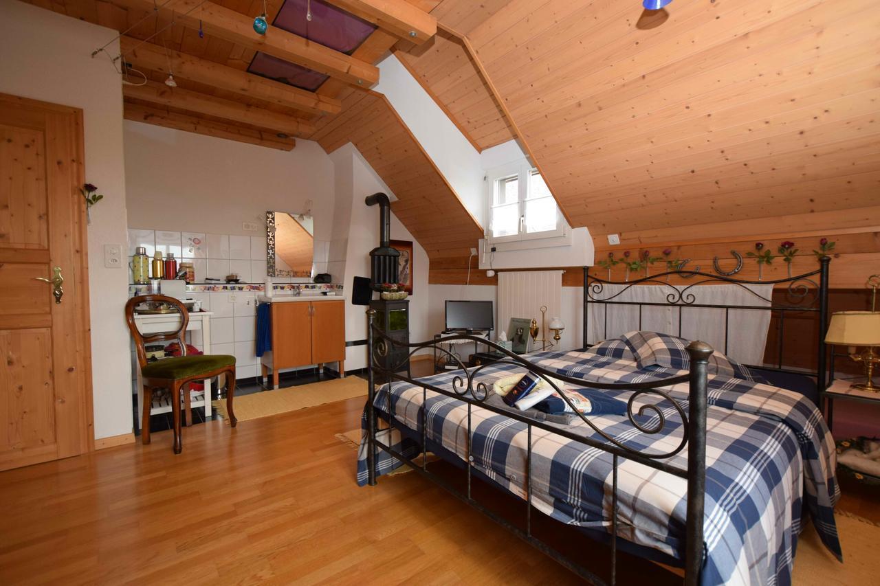 Bed & Breakfast Im Chellhof Benken  Exteriör bild